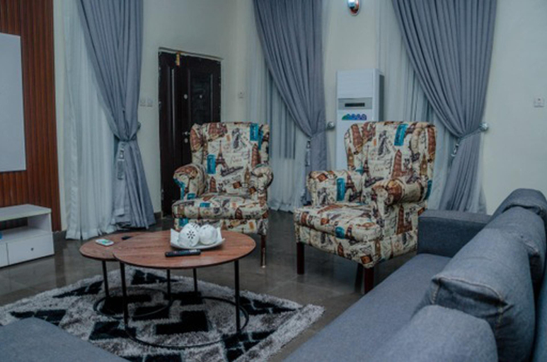 Others 3, Stunning 3-bed House in Sapele, Sapele