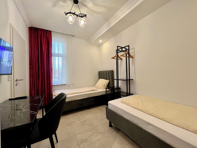 Bedroom 4, Durmaz Hotel, Region Hannover