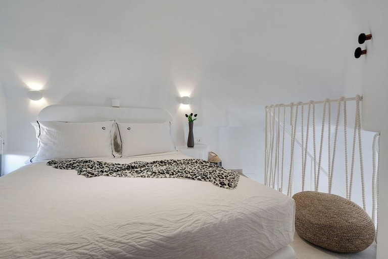 Bedroom 3, SantoView Villas, South Aegean