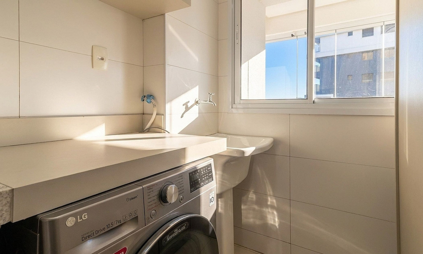 Others 3, Apartment in a Condominium in Setor Bueno Lhd0403, Goiania