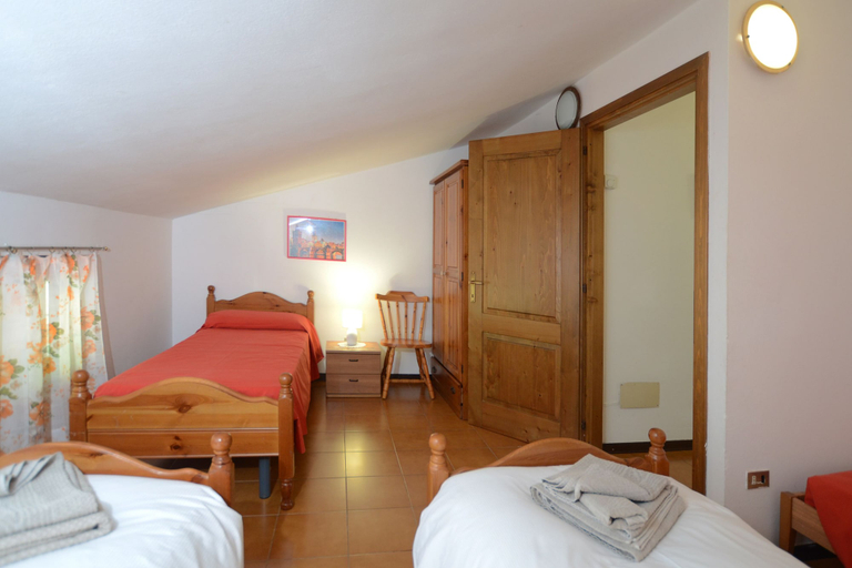 Others 2, Oasi E Relax, Lecco