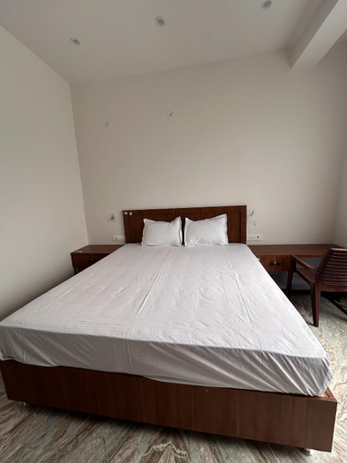 Bedroom 3, hello india vacation home, Chhatarpur