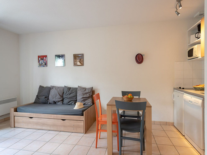 Others 3, 3-guest Apartment With Terrace in Saumur, Maine-et-Loire