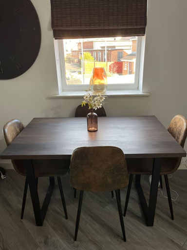 Others 4, 1BR Flat Near M6jct23 A580 With Multi car Parking, Saint Helens