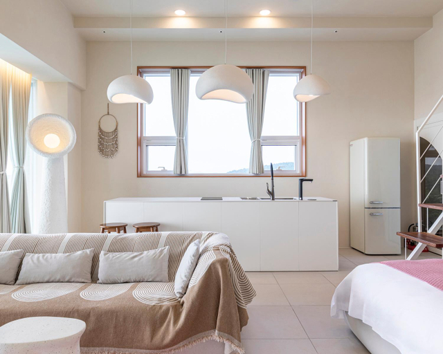 Bedroom 2, Taean Bibiche Pool Villa, Taean