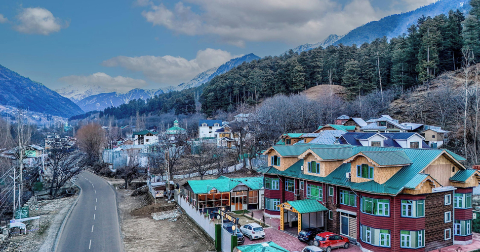 Others 2, Hayat Residency pahalgam, Anantnag