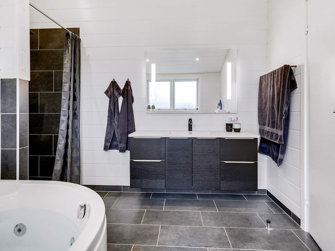 Bathroom 4, 8 Person Holiday Home in Hejls, Kolding
