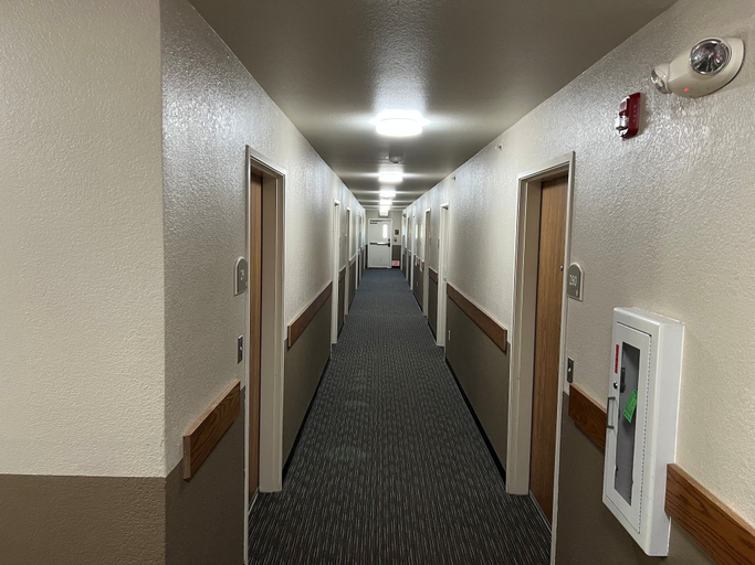 Others 4, Travelodge by Wyndham Wellington KS, Sumner