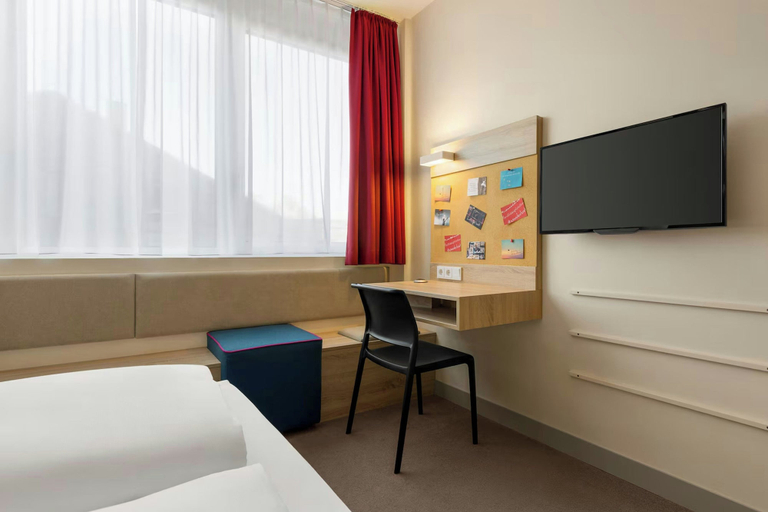 Bedroom 3, Vienna House Easy by Wyndham Munchen, München