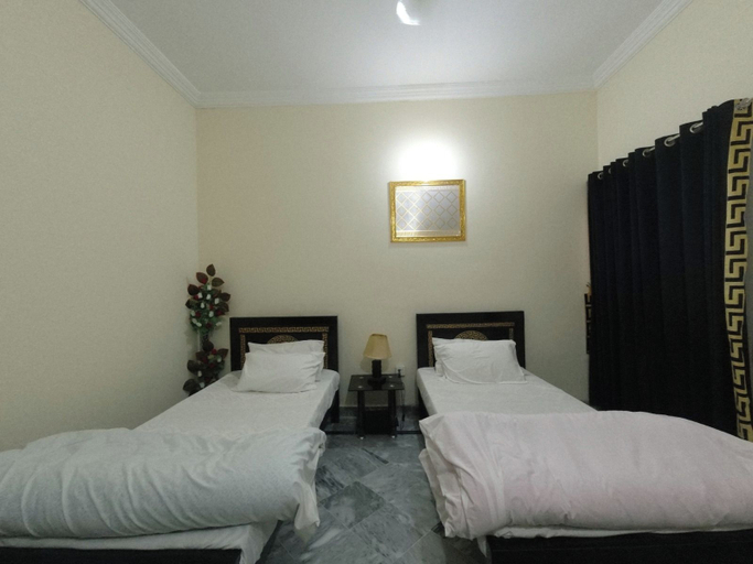 Others 2, Room-room Cozy Guest Room in Rawalpindi, Islamabad