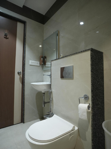 Bathroom 4, Sands Of Kashi By Coral Group, Varanasi