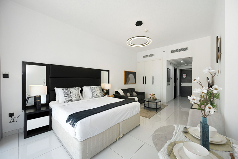 Others 4, Bloomfields Studio in Giovanni Boutique, Dubai