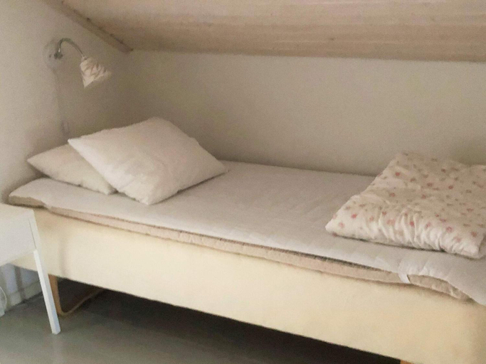 Bedroom 2, person holiday home in KUNGSHAMN-By Traum, Sotenäs