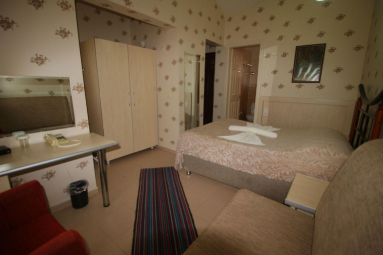 Bedroom 2, Eman Termal Hotel, Sındırgı