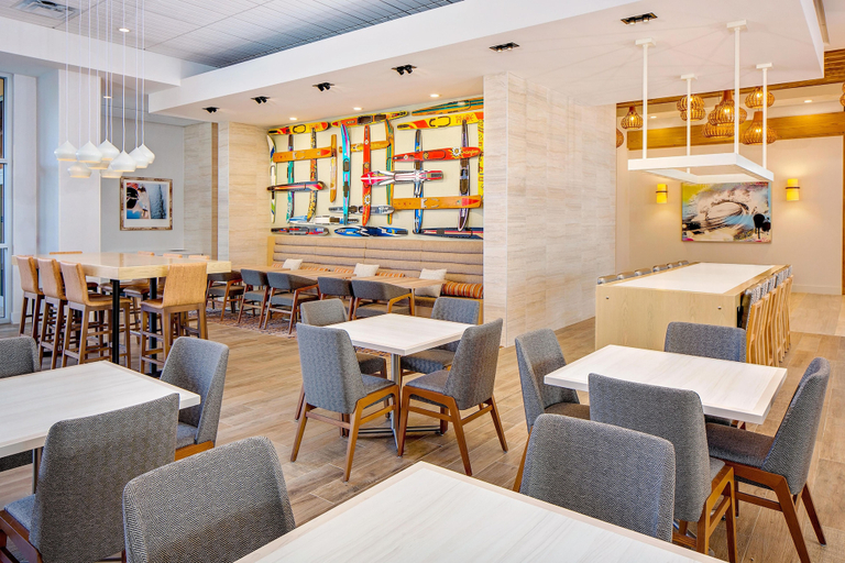 Food & Drinks 5, Hyatt House across from Universal Orlando Resort, Orange