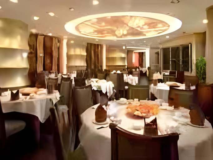 Food & Drinks, Function Inn, Lucknow