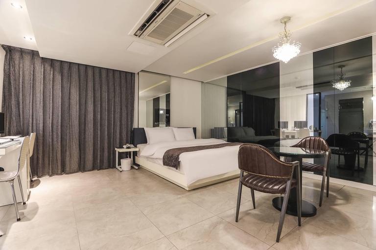 Bedroom 3, Jongno IMT, Jongno