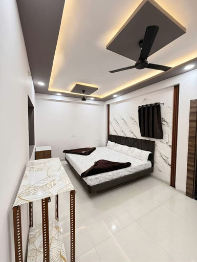 Others 4, Hotel Boat Grand, Ujjain