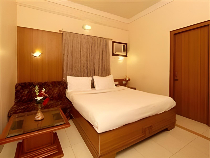 Others 3, Hotel Royal Inn, Rajkot