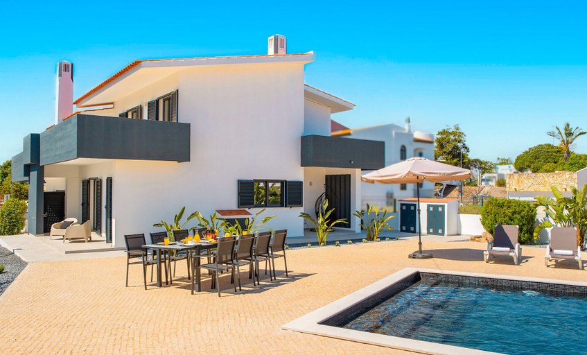 Others 5, Villa Solarys, Albufeira