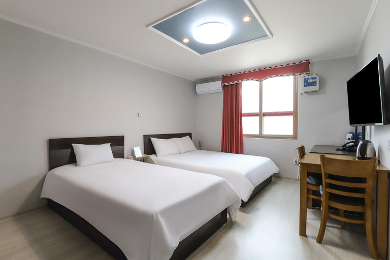 Bedroom 2, Gangneung (Jeongdongjin) Sea Trip, Gangneung