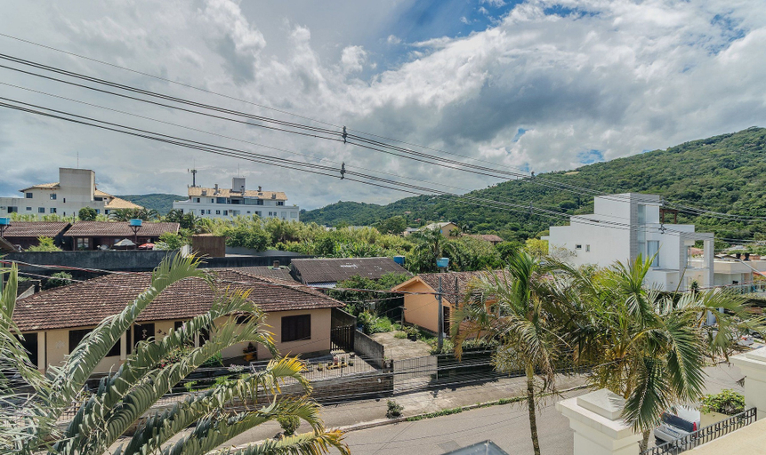 Others 2, Apt w/ Barbecue 650m From the Lagoon Ruh0109, Florianopolis