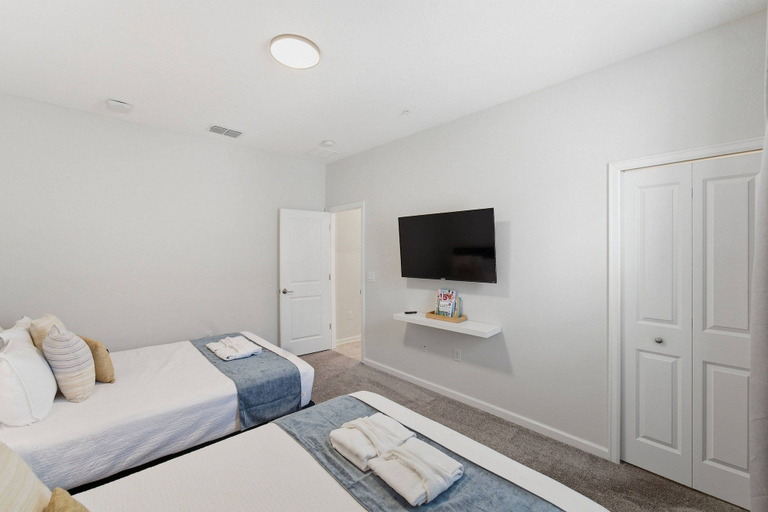 Others 2, 3BR Championsgate Resort, Osceola
