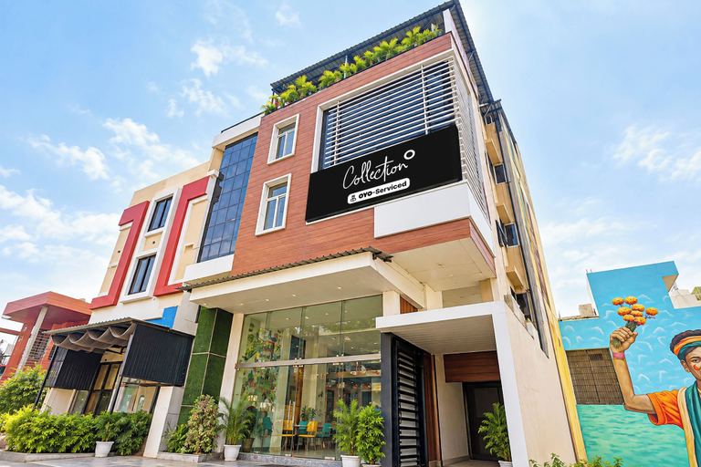 Others 5, Collection O BapatSquareFormerly Riboila, Indore
