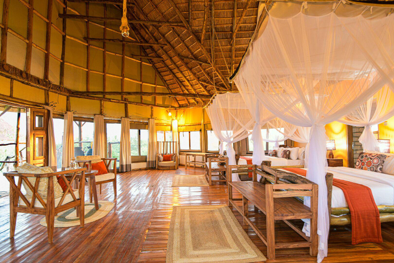 Food & Drinks 4, Aardvark Safari Lodge, Bunyaruguru