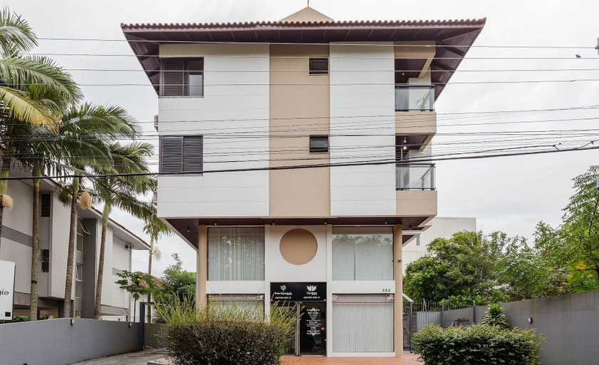 Others 2, Quiet Apartment 1 mi From Canasvieiras bea Fml202, Florianopolis