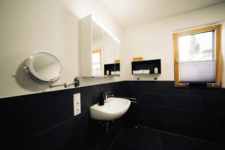 Bathroom 5, Plein Hotel, Bernkastel-Wittlich