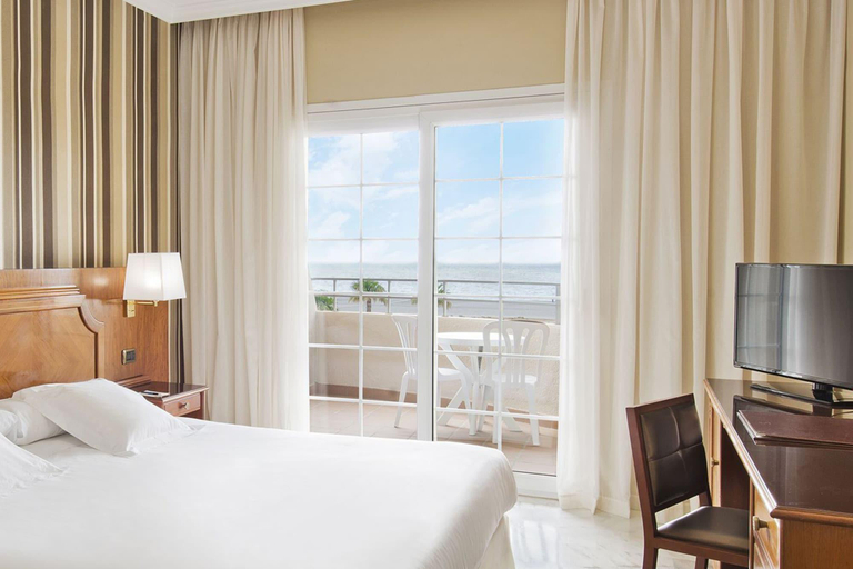 Bedroom 3, Elba Motril Beach & Business Hotel., Granada
