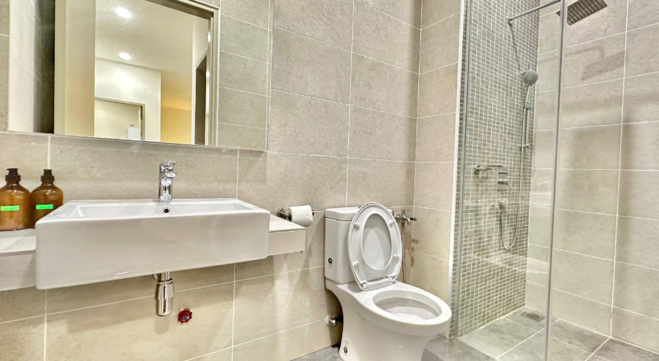 Bathroom 5, Bali Residences Homestay Melaka Town, Malacca City