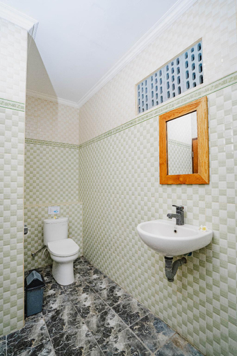 Bathroom 4, Canggu Kayuma House, Badung