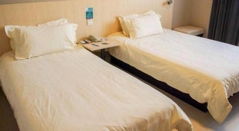 Bedroom 2, Jinjiang Inn Chuzhou Langya Mountain Scenic Spot Langya Avenue, Chuzhou