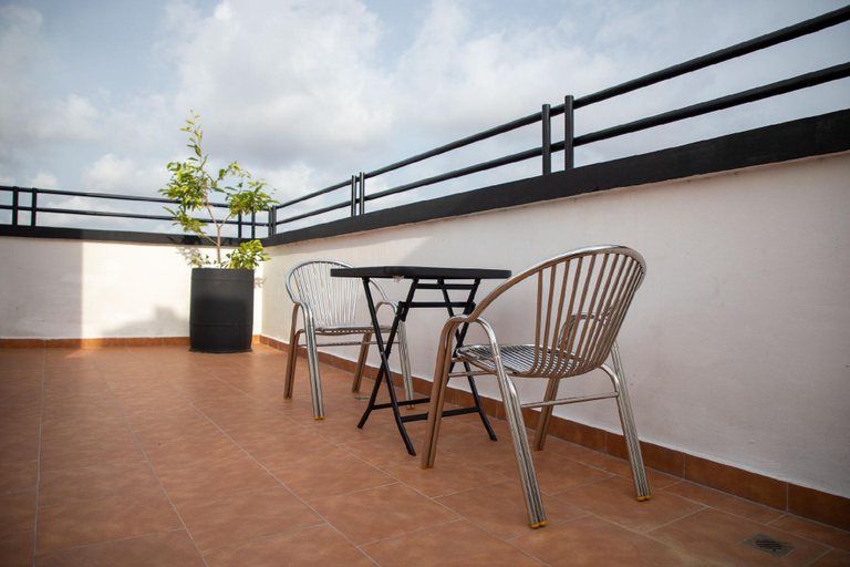 Others 2, Executive 3-bed Furnished Apartment in Kwashieman, Accra