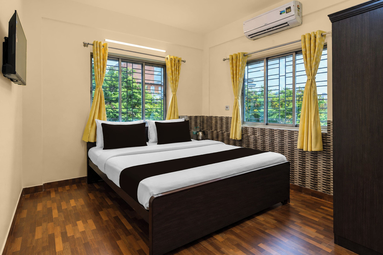 Others 5, Hotel O Biswa Bangla Gate, North 24 Parganas