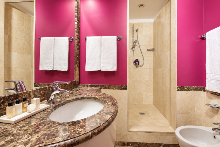 Bathroom 5, Hotel Dei Mellini, Rome