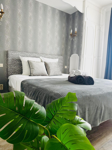 Bedroom 2, Hotel Central, Vienne