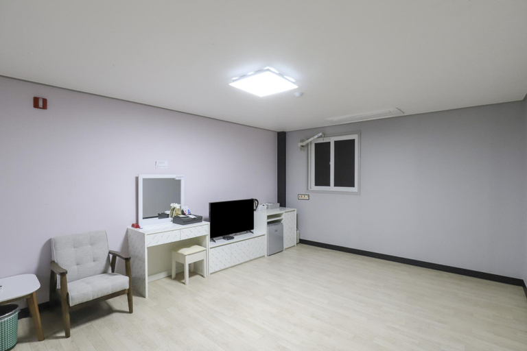 Others 4, Okcheon Javara Self Check-in Hotel, Okcheon