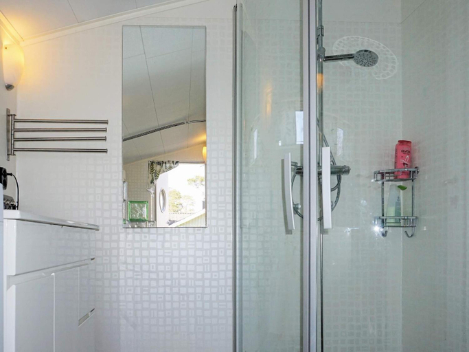 Bathroom, person holiday home in BERGKVARA-By Traum, Torsås