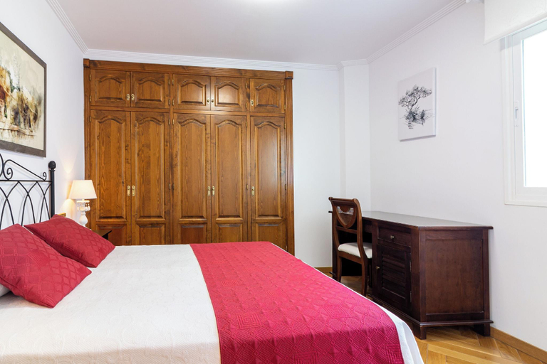 Bedroom 3, Apartamentos Avenida Tropical by Bossh! Apartments, Granada