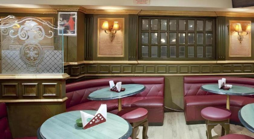 Food & Drinks 4, Ohris Baseraa, Hyderabad