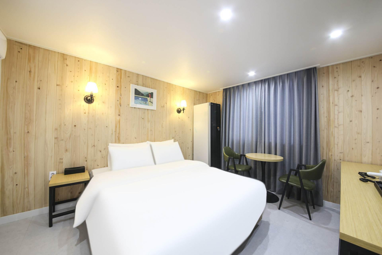 Bedroom 3, Changnyeong Hotel 74st, Changnyeong