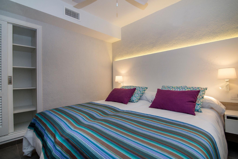 Bedroom 3, TUI MAGIC LIFE Cala Pada - All Inclusive, Baleares