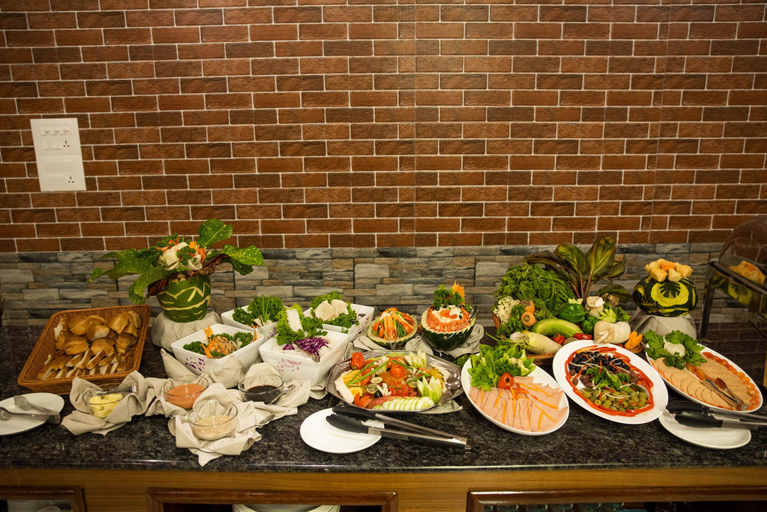 Food & Drinks 5, Safari Adventure Lodge, Narayani