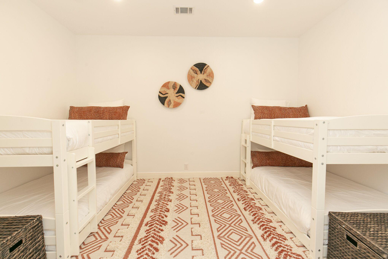 Others 3, Spicewood Lodge With Pool, Hot Tub, Burnet
