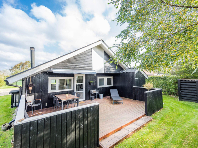 Others 4, 4 Star Holiday Home in Hemmet, Ringkøbing-Skjern