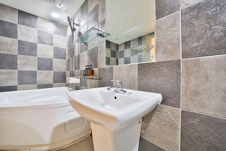 Bathroom, Gumi Indong Hotel Yogi-otdae Branch 2, Gumi