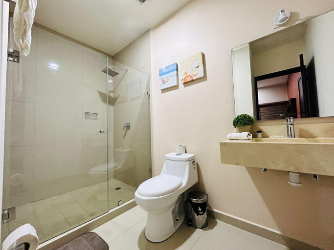 Bathroom 4, Iberika Apartments, Mazatlán